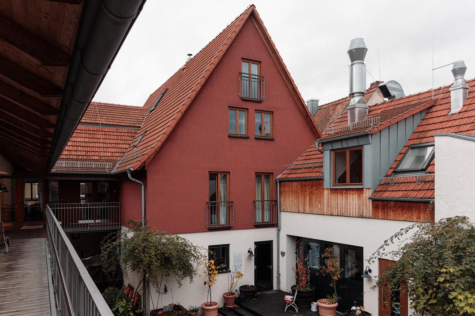 Landgasthof Zum Hasen Kleinwallstadt Exterior photo